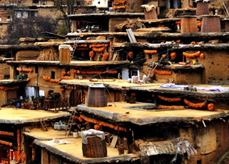 云南撫仙湖、建水古城、普者黑壩美、碧色寨、可邑小鎮(zhèn)、城子古村7日純玩旅游團(tuán)