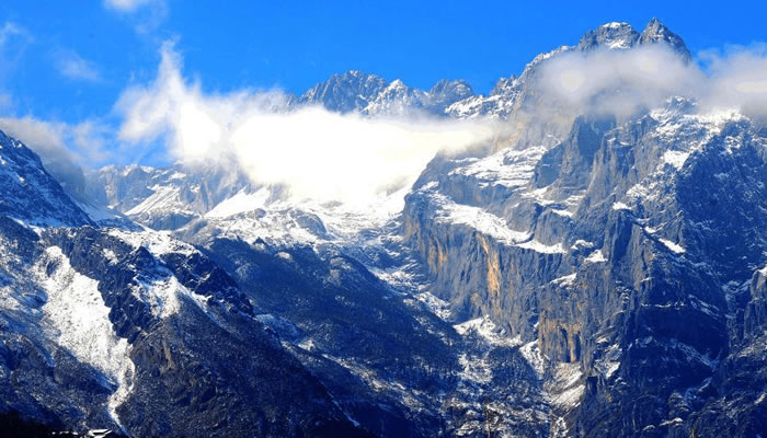玉龍雪山風(fēng)光 玉龍雪山風(fēng)光